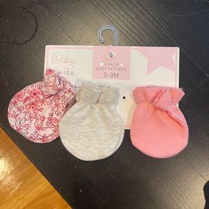Baby scratch mittens - 3 pack